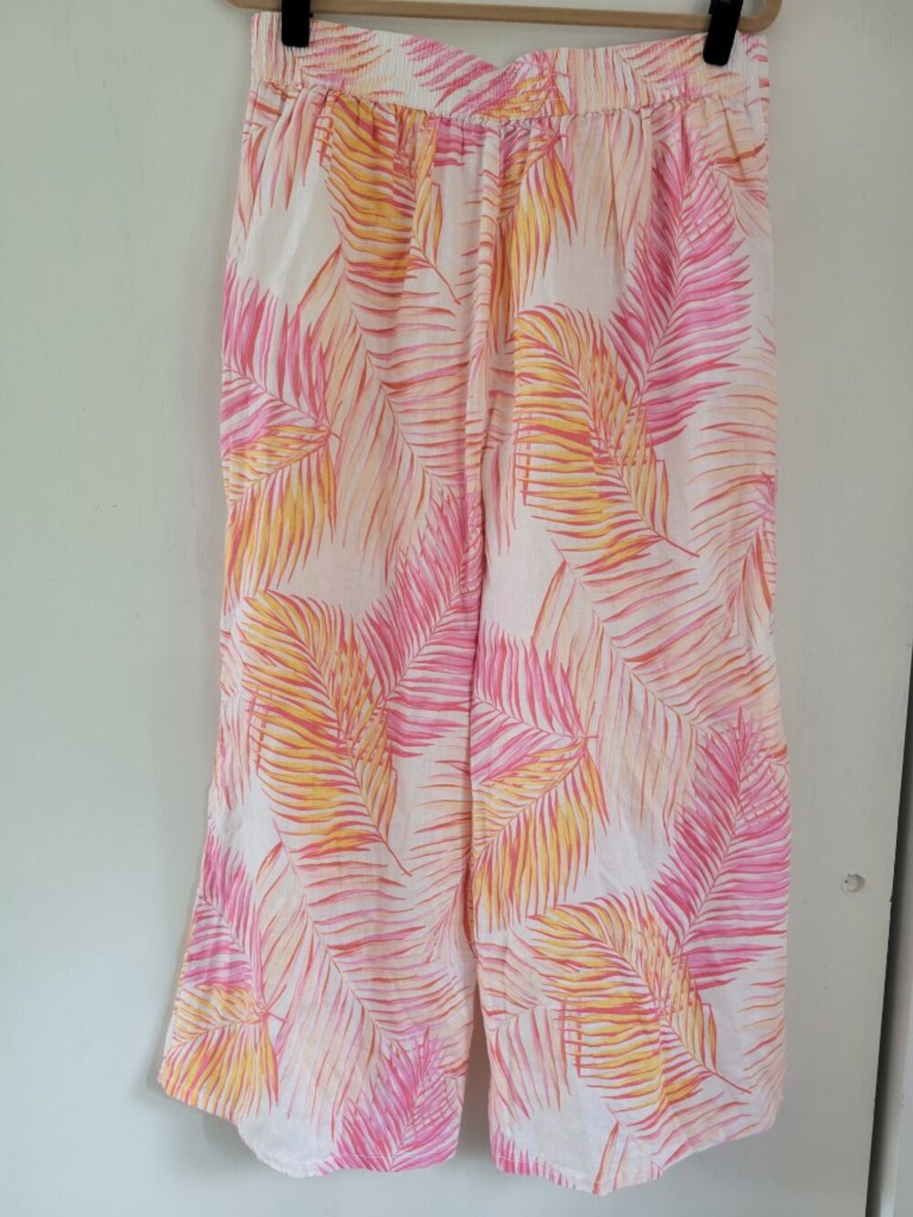Tahari 100% Linen Tropical Palm Leaf Print Flowy Wide Leg Crop Pants Pink XL - Picture 4 of 9